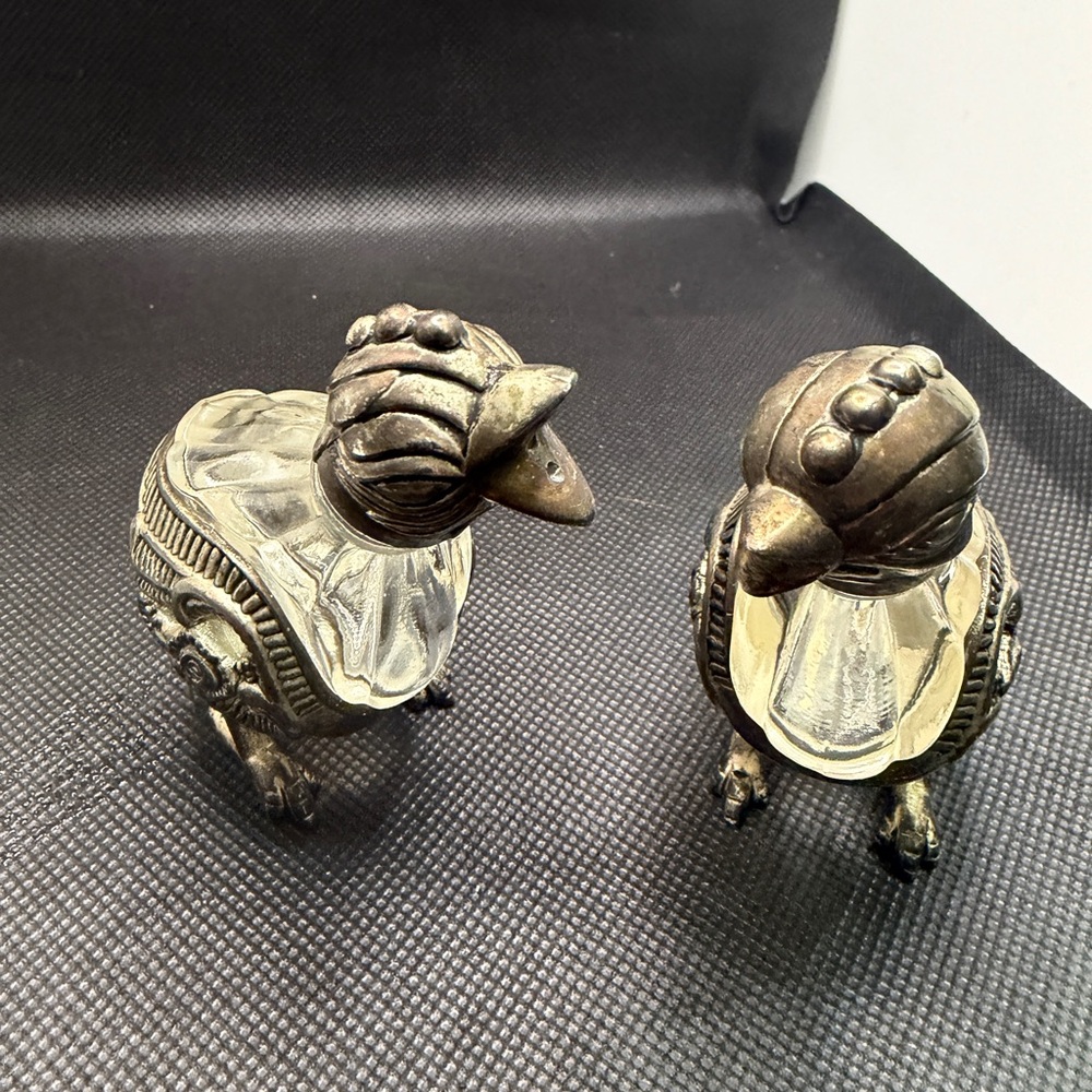 VTG Godinger Silver Plated Metal & Crystal Salt & Pepper Shaker Set  Chickens